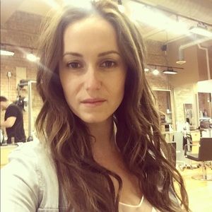 Meet your Posher, Alexandra